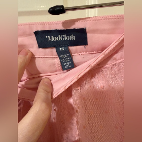 ModCloth pink tulle Swiss polka dot midi skirt 16 - Picture 3 of 5